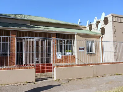 1 Bedroom Apartment To Rent in East London - LFmp.webp