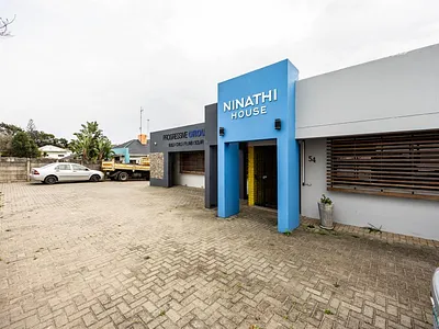 Commercial Property To Rent in East London - h0Ev.webp