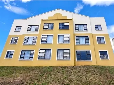 2 Bedroom Apartment To Rent in East London - ZHvR.webp