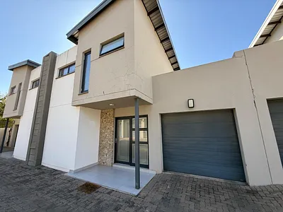 2 Bedroom Townhouse For Sale in Pretoria - img