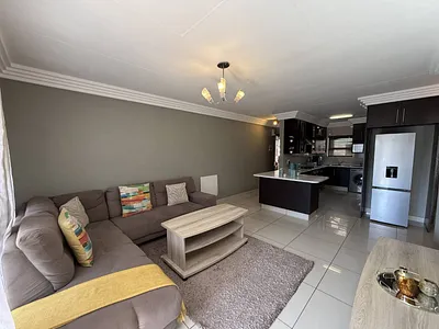 2 Bedroom Apartment For Sale in Boksburg - img
