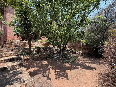 2 Bedroom Townhouse For Sale in Pretoria - img