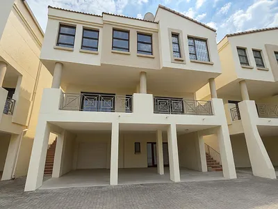 3 Bedroom Townhouse For Sale in Pretoria - img
