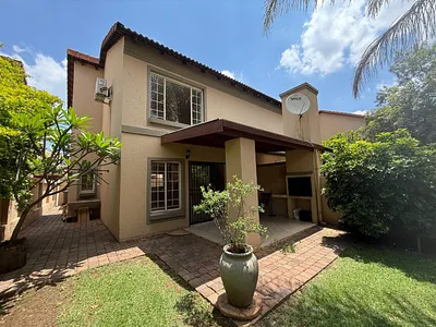 2 Bedroom Townhouse To Rent in Pretoria - img