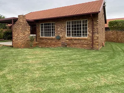 2 Bedroom Townhouse For Sale in Centurion - 96T6.webp