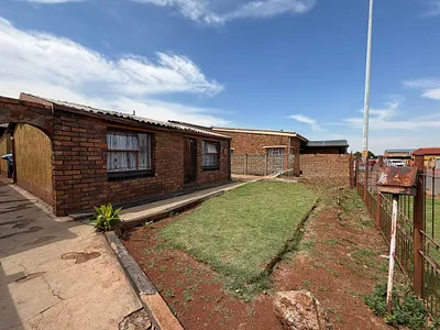 4 Bedroom House For Sale in Boksburg - DvX5.webp
