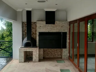 2 Bedroom Apartment To Rent in Roodepoort - uWIr.webp