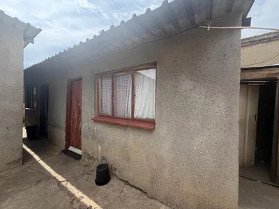 4 Bedroom House For Sale in Brakpan - 4TeI.webp