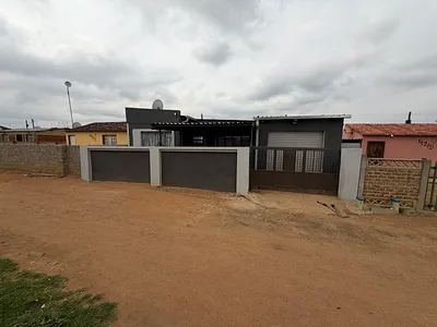 4 Bedroom House For Sale in Benoni - sXnh.webp