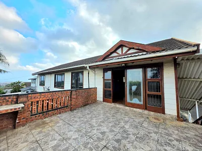3 Bedroom House To Rent in Durban - TH50.webp