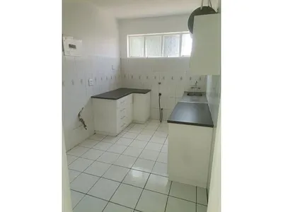 1.5 Bedroom Apartment For Sale in Durban - s5b7.webp