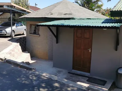 1 Bedroom Apartment To Rent in Pinetown - d687.webp