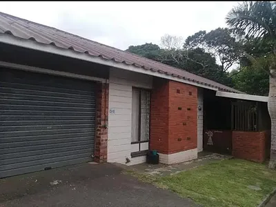 3 Bedroom Townhouse For Sale in Kingsburgh - img