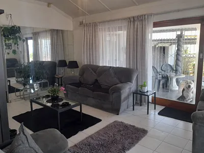 3 Bedroom House For Sale in Durban - 0B9g.webp