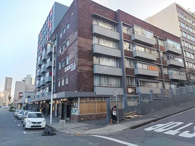 1 Bedroom Apartment For Sale in Durban - o1eS.webp