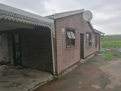 3 Bedroom House For Sale in Umlazi - img