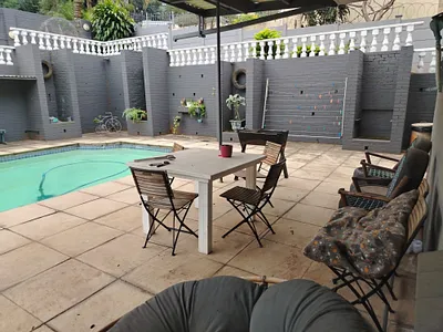 5 Bedroom House For Sale in Durban - fBUl.webp