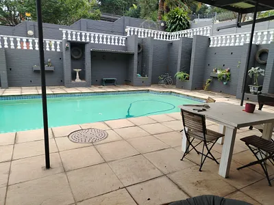 5 Bedroom House For Sale in Durban - img