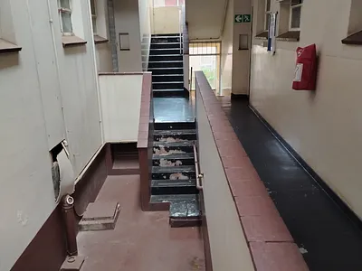 1 Bedroom Apartment To Rent in Durban - si6T.webp