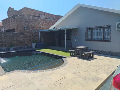 3 Bedroom House For Sale in Durban - H3vF.webp