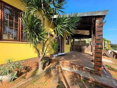 3 Bedroom House To Rent in Durban - cZAE.webp