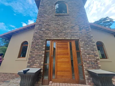 2 Bedroom House To Rent in Hillcrest - img