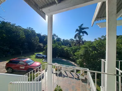 3 Bedroom House To Rent in Pinetown - ZAyq.webp
