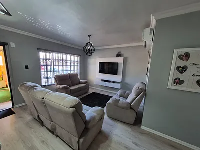 3 Bedroom Townhouse For Sale in Durban - img
