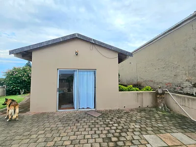 1 Bedroom Apartment To Rent in Durban - img