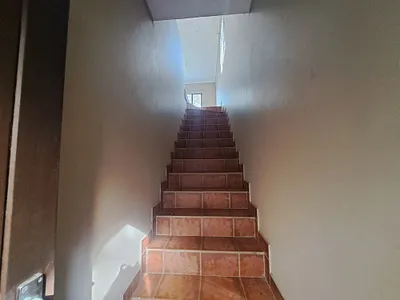 1 Bedroom Apartment To Rent in Kloof - lP04.webp