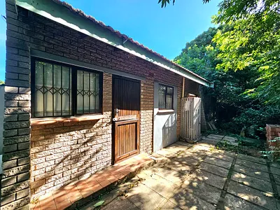 1 Bedroom Apartment To Rent in Durban - 374B.webp