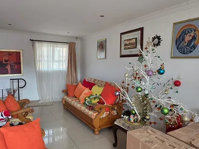 3 Bedroom House For Sale in Durban - DpPz.webp