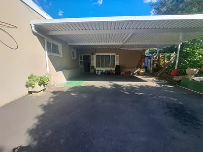 3 Bedroom House To Rent in Durban - k8E3.webp