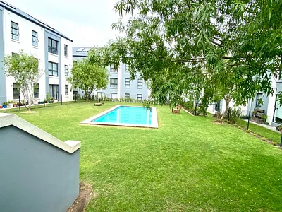 2 Bedroom Apartment For Sale in Stellenbosch - fFZw.webp