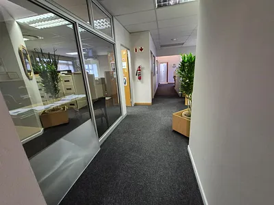 Commercial Property To Rent in Cape Town - Ovgn.webp