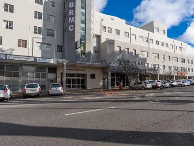 Commercial Property To Rent in Cape Town - 0mjO.webp