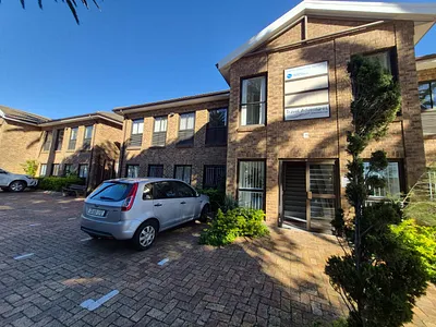 Commercial Property To Rent in Cape Town - UP0E.webp