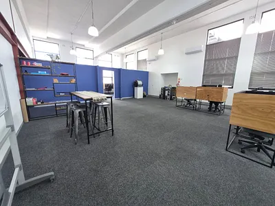 Commercial Property To Rent in Cape Town - 1jMy.webp