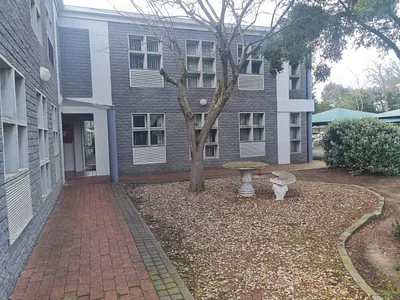 Commercial Property To Rent in Cape Town - wGnh.webp