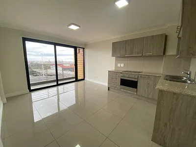 2 Bedroom Apartment For Sale in Cape Town - img