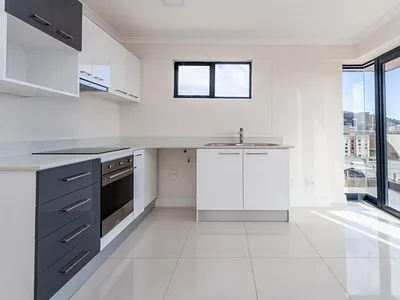 2 Bedroom Apartment For Sale in Cape Town - img