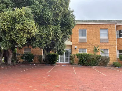 Commercial Property To Rent in Cape Town - QIgU.webp