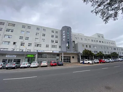 2 Bedroom Apartment For Sale in Cape Town - img