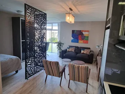 Apartment To Rent in Cape Town - img