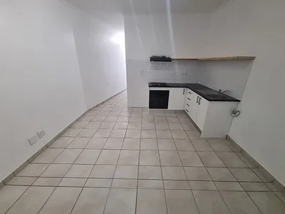 2 Bedroom Apartment To Rent in Cape Town - eHSU.webp
