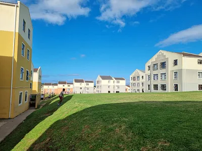2 Bedroom Apartment For Sale in East London - JybD.webp