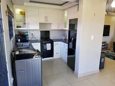 3 Bedroom House For Sale in East London - VCGe.webp