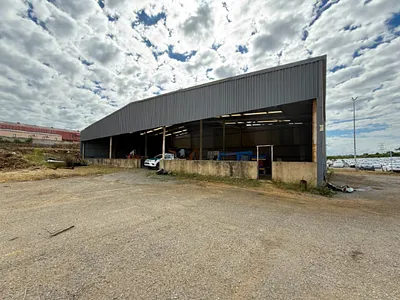 Industrial Property To Rent in East London - img