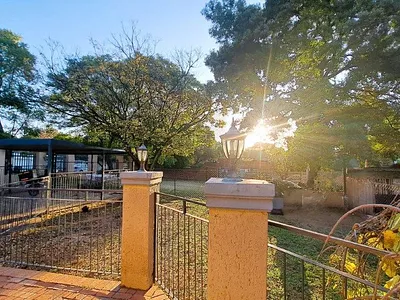 1 Bedroom Apartment To Rent in Randburg - img
