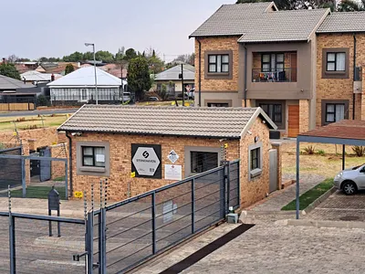 1 Bedroom Apartment For Sale in Randburg - f2VV.webp